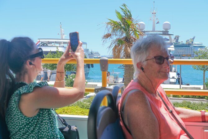 4-Island Split Boat Tour (Brač, Pakleni, Hvar, Šolta) - Boat comfort and crew: why “max 12” changes the day