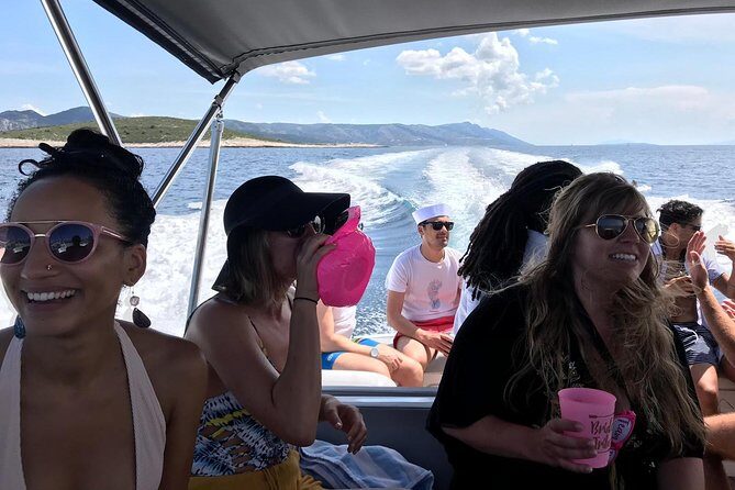 Adventurous Blue and Green Cave group tour - The Boat Ride Details That Actually Matter (Shade, Cold, and Shoes)