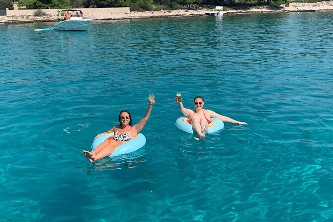 All-Inclusive Blue Lagoon & 3 Island Boat Tour with Food & Drinks - The Maslinica stop on Šolta: fishing-village calm and a real swim window