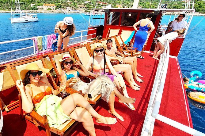 All-Inclusive Blue Lagoon & 3 Island Boat Tour with Food & Drinks - Blue Lagoon and Krknjasi Bay: why the timing matters