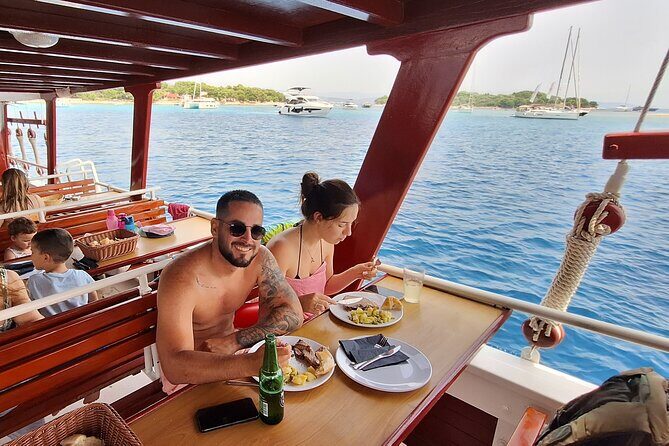 All-Inclusive Blue Lagoon & 3 Island Boat Tour with Food & Drinks - Snorkeling gear and how to use it without fuss