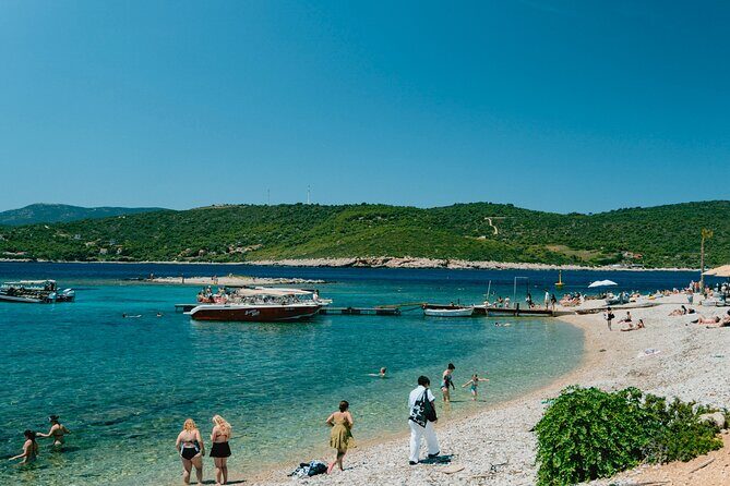 Blue Cave & 6 Islands Speedboat Tour From Split or Podstrana - Pakleni Islands Beach Time and Hvar Town Sights You Can Actually Walk