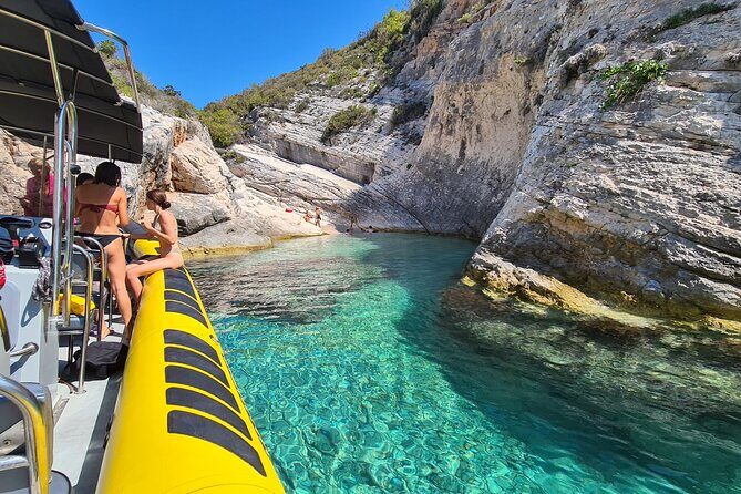 Blue cave & Hvar, 5 islands speed boat tour with unique boats from Split - When the Blue Cave can’t open: how the day keeps delivering