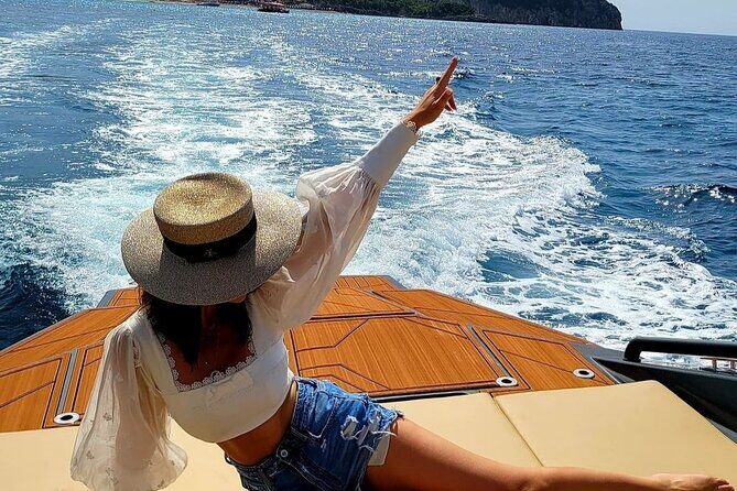 Blue cave & Hvar, 5 islands speed boat tour with unique boats from Split - Should you book this Split speedboat day?