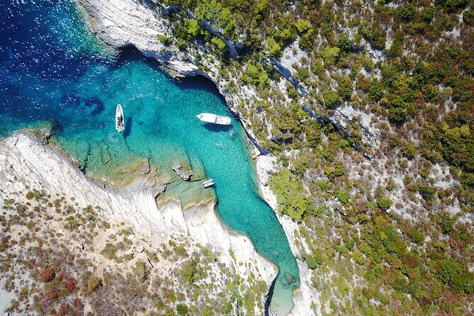 Blue Cave & Vis Island speedboat tour from Hvar - First Steps in Hvar: Where the day starts and why timing matters