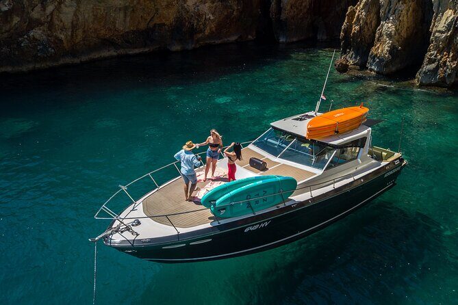 Blue & Green cave tour with yacht from town Hvar - Key Things to Know Before You Go