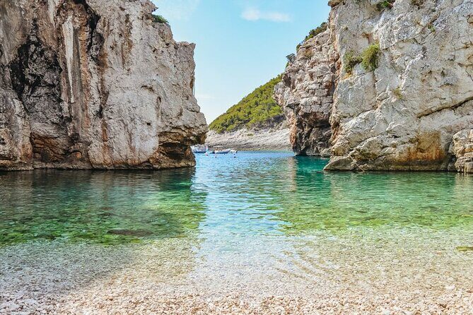 Blue & Green Cave Vis Island and Pakleni Islands Private Day Trip from Hvar - Stop 3: Stiniva Cove With High Cliffs and Turquoise Water