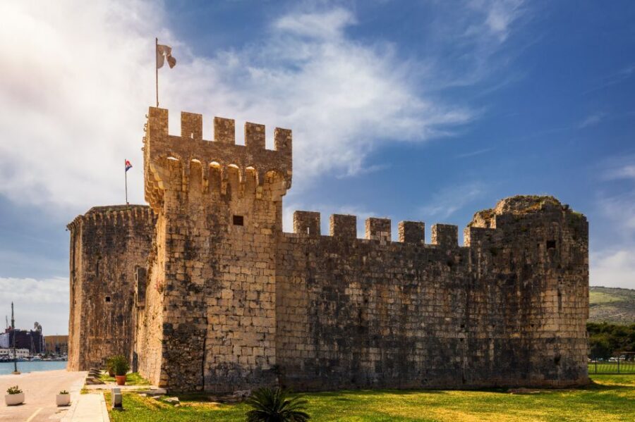 Blue Lagoon and Trogir Half-Day Speedboat Tour from Split - Should you book the Blue Lagoon and Trogir half-day tour?