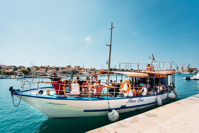 Blue Lagoon/Trogir/Šolta Boat Excursion with Lunch - How long the day really feels (and why time can slip)