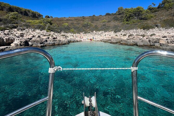 Boat Tour at Delfina Hvar - Drinks and water: what you can’t bring, and what you should budget for