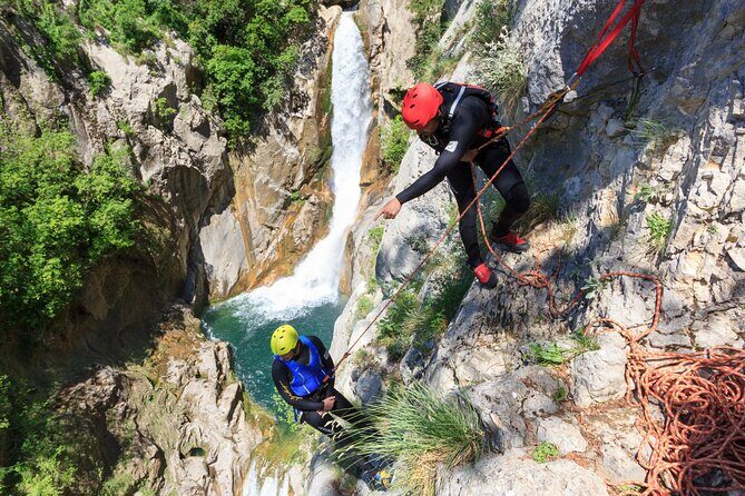Cetina River Extreme Canyoning Adventure from Split or Zadvarje - Velika Gubavica rope descent: the 50-meter showstopper