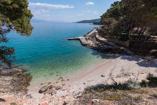 Cycle Hvar Tour - Stop 5: Back to Stari Grad with a 27 km finish and the Konoba cellar payoff