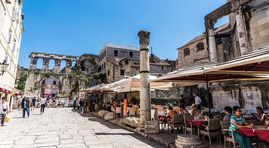 Diocletian's Palace and Old Town SMALL GROUP Walking Tour - Diocletian’s Palace: why this visit works in 90 minutes