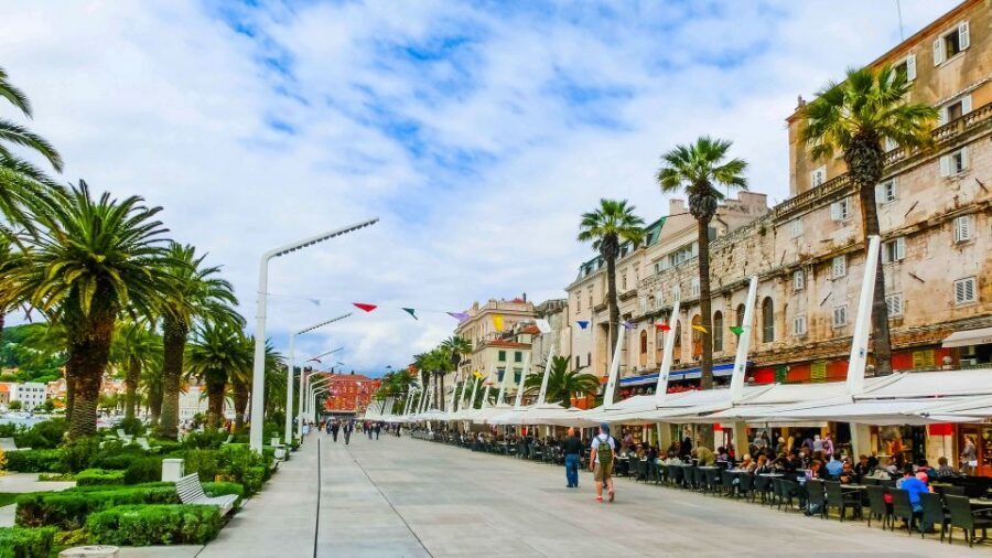 Discover The Old Town Split 1.5h walking Small group tour - What to bring (and what to expect when you arrive)