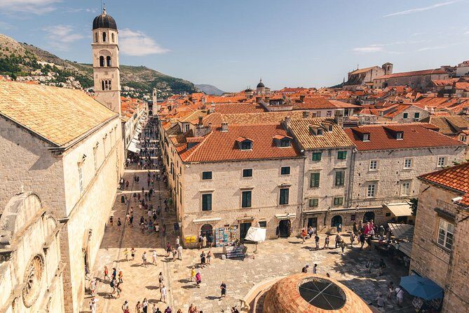 Dubrovnik Guided Group Tour with Ston Oyster tasting from Split & Trogir - Franciscan Church and Monastery: a strong start on the main drag