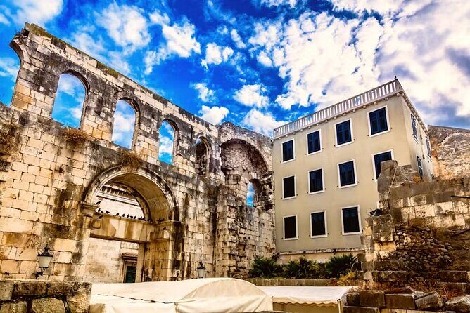 Evening Group Walking Tour - Split Old City Diocletian's Palace - Peristyle Square: where first impressions click