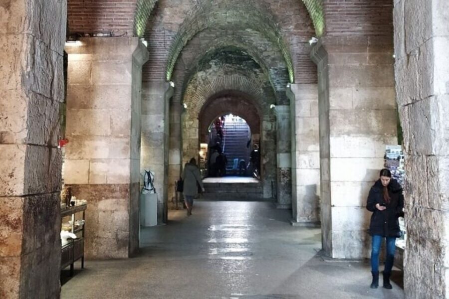Experience Split History Walking Tour With Local Historian - Narrow church corners, lost Sphinx head, and a secret garden moment