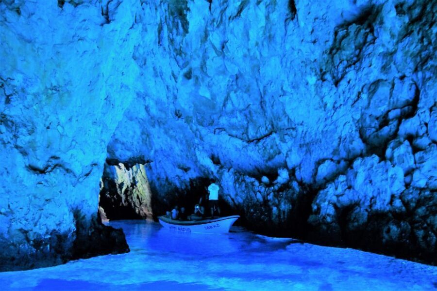 From Split: Blue Cave and 5 islands-Day Tour - Biševo’s Blue Cave: the sunlit blue that people travel for