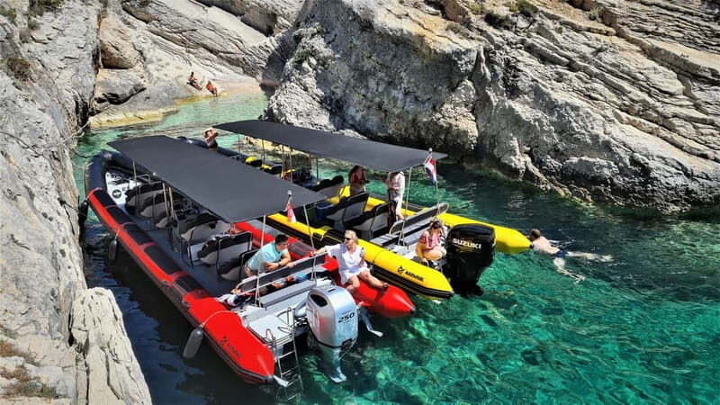 From Split: Blue Cave, Hvar, Mamma Mia, 5 Islands boat Tour - Komiža on Vis: film-town vibes and a real town break