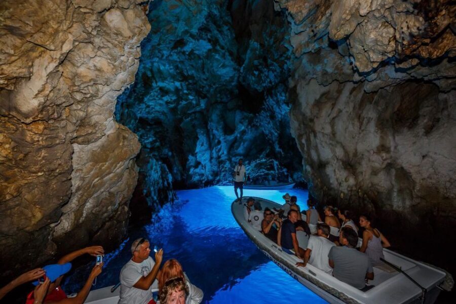 From Split: Blue Cave, Hvar, Mamma Mia, 5 Islands boat Tour - Hvar City: how the at-least-two-hours free time really helps