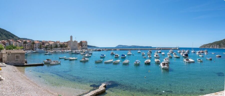 From Split, Croatia: Blue Cave & Hvar 5 Islands tour - Komiža sightseeing for an hour: a local rhythm stop