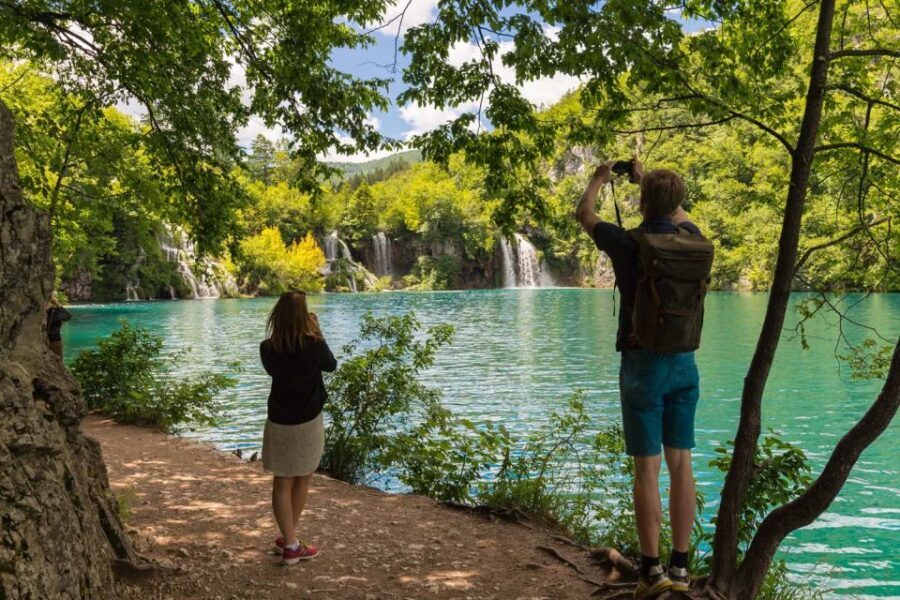From Split: Plitvice Lakes Fully-Guided Day Tour - Where to meet on Split’s Riva (and why arriving early matters)
