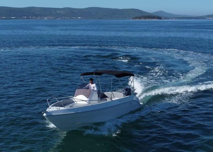From Split: Trogir, Blue Lagoon, Maslinica Boat Tour - What to bring so the day feels easy