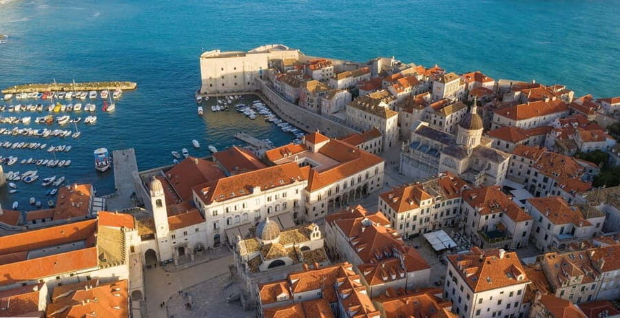 From Split/Trogir: Dubrovnik Guided Tour with a Stop in Ston - How Much Time You Actually Get (and Why It Can Feel Rushed)
