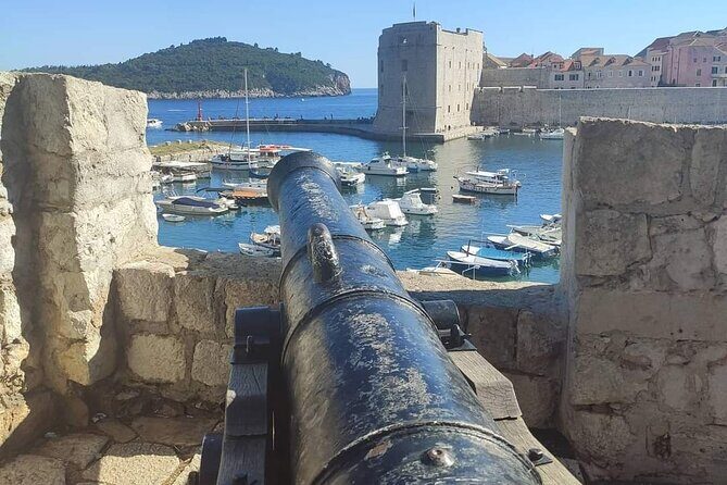 From Split/Trogir Small group tour to Dubrovnik with stop in Ston - Your 4 hours to roam: lunch, coffee, and filigree shopping