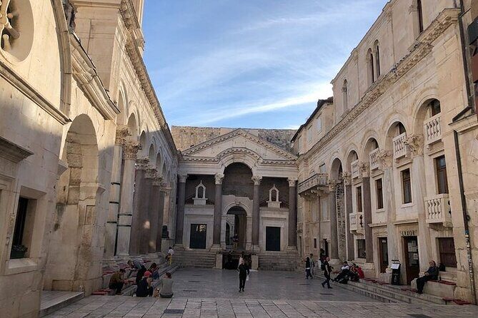 Game Of Thrones Split Walking Tour - Roman temple break: Jupiter, divine lineage, and why it matters