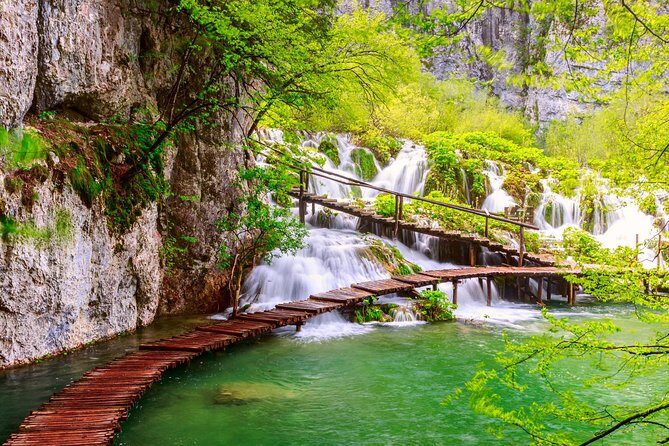 Guided transfer from Split to Zagreb with Plitvice Lakes stop - Key highlights that matter in real life