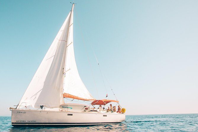 Half Day Sailing on a comfort yacht around Hvar and Pakleni islands- small group - Food and Drinks: The Best Kind of Flexibility