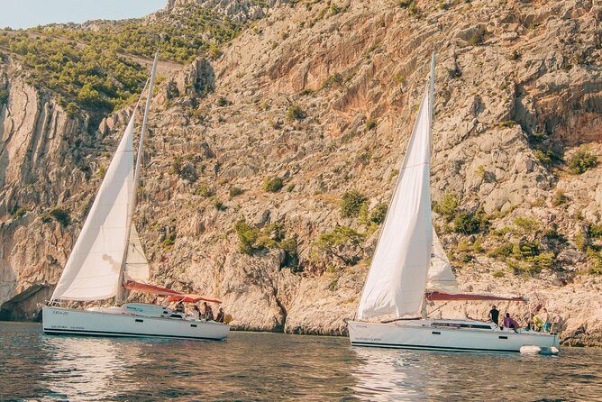 Half Day Sailing on a comfort yacht around Hvar and Pakleni islands- small group - Price and Value: What $90.74 Buys in Real Time