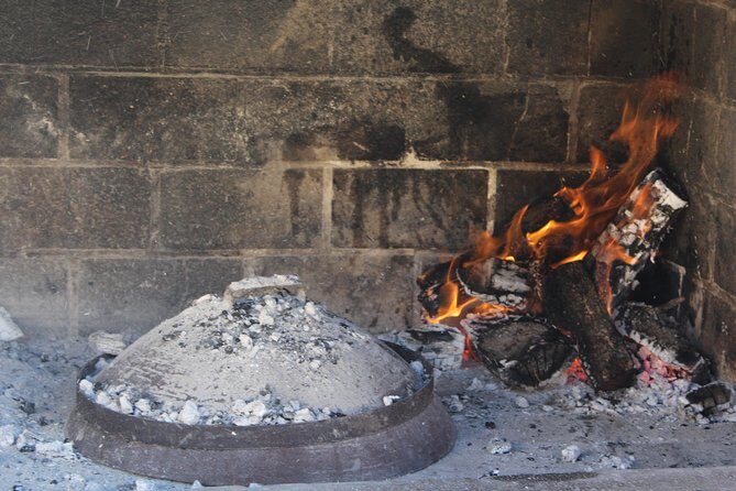 Hvar Hidden Gems Small Group Half Day Tour with Lunch or Dinner - Dalmatian lunch or dinner: Peka done the traditional way