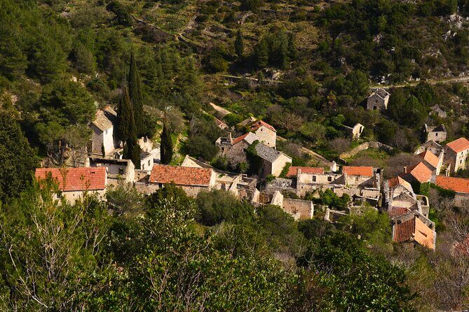 Hvar Lavender Tour - What to Pack for a Sun-Strong Hike (and Optional Swim Time)