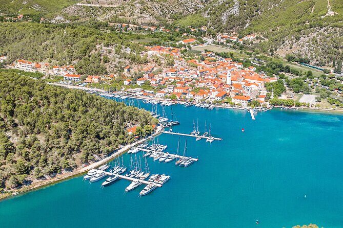 Krka National Park Tour with tour Guide & Wine tasting from Split & Trogir - Stop 1: Skradinski Buk at Krka National Park (4 Hours of Water, Walks, and Views)