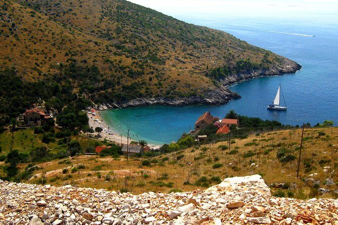 Mesmerizing Hvar speed boat tour with optional wine tasting - The RIB Experience: Why Small-Boat Speed Fits Hvar’s Coast