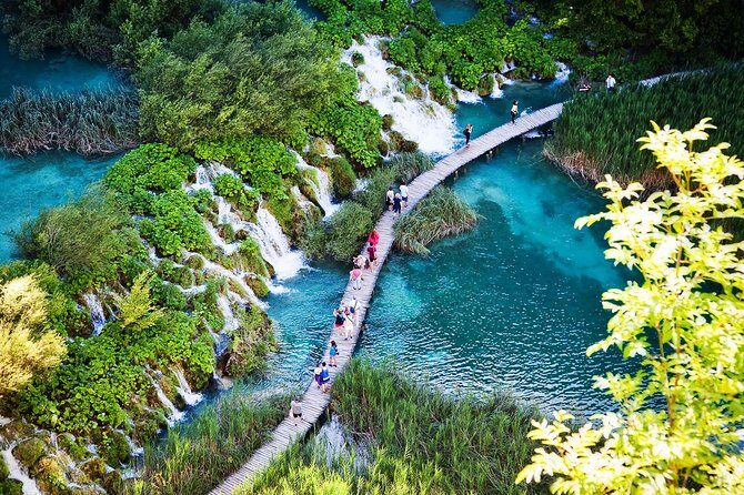 Plitvice Lakes Economy Group Tour from Split or Trogir - The ride out from Split or Trogir: what makes it feel easy