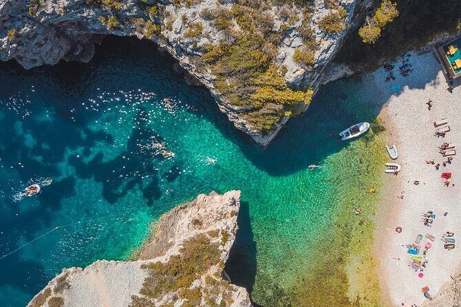 Private Boat Tour from Hvar - Blue and Green cave, Vis, and the Pakleni islands - Palmizana Botanical Garden in the Pakleni Islands: Lunch With a View