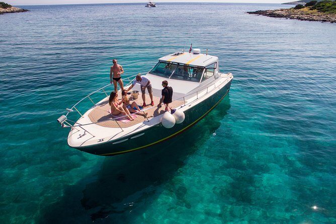 Private custom Blue & Green Cave tour with yacht from Hvar town - On-board comfort: WiFi, sundecks, and how to make the day feel easy