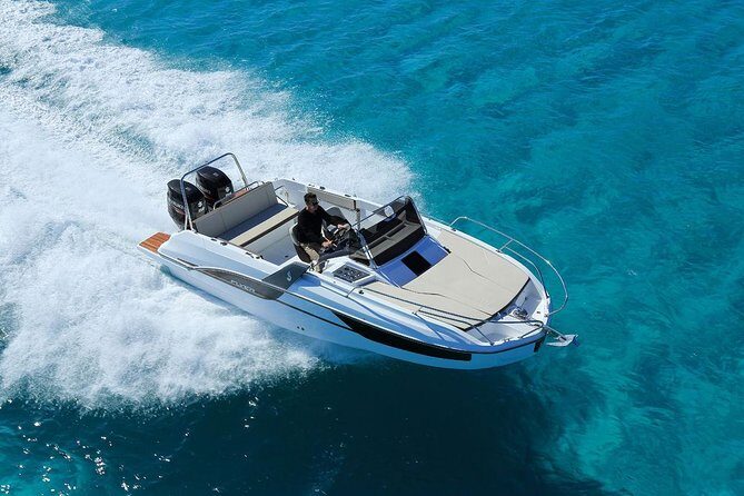 Private Customised Boat Tour With Speed Boat - How the private speedboat setup works from Split