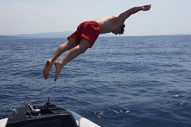 Private Full-Day Boat Tour to Blue Lagoon, Hvar & Pakleni Islands - Who should book this private Blue Lagoon–Hvar–Pakleni day