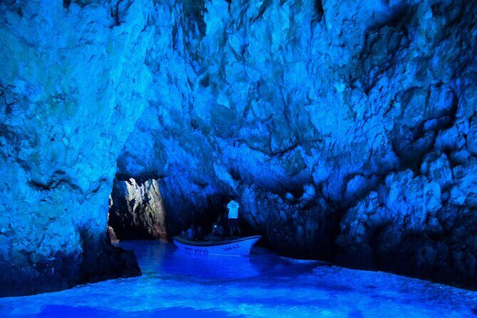 Private Speed Boat Tour to Blue Cave & Pakleni islands - Key things to look forward to