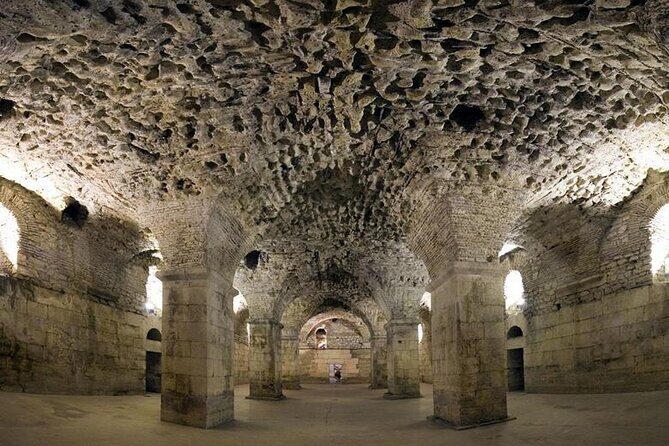 Private Split & Klis Game of Thrones Tour - Two worlds in one day: Diocletian Split and Meereen