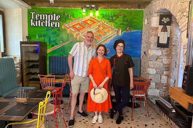 Private Split Tour & Local Bites & Seafood Extravaganza & Pickup - Pickup, Pace, and the 3-Hour Reality Check