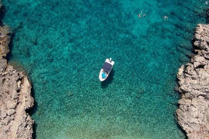 Private tour of Pakleni islands, Red Cliffs & South Shore of Hvar - The one practical downside to plan around: lunch