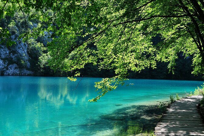 Private Tour to Plitvice Lakes National Park from Split - The day plan: one main stop, six hours inside the park