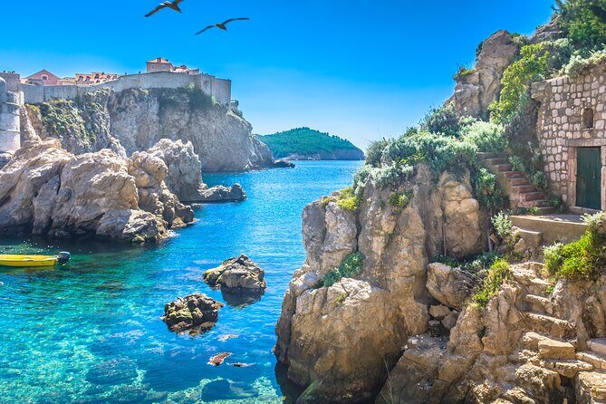 Private Transfer from Split to Dubrovnik with 2 hours for sightseeing - Vehicle Size and Luggage: Why This Matters on the Split Side