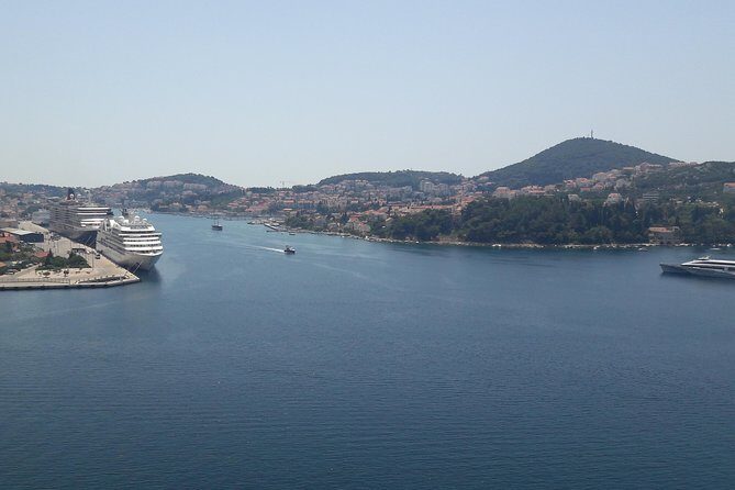 Private transfer from Split to Dubrovnik with side-trip to Ston - From Split to Dubrovnik without the transport headache