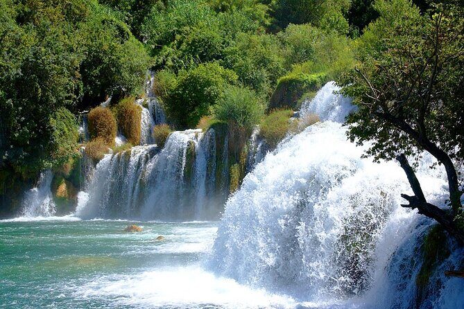 Private Transfers to Krka Waterfalls & Game of Thrones Castle - Who should book this transfer (and who should choose a guide)